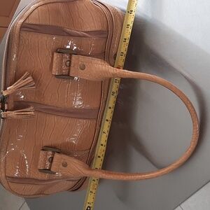 LIZ CLAIBORNE LARGE Tan Faux Leather Handbag